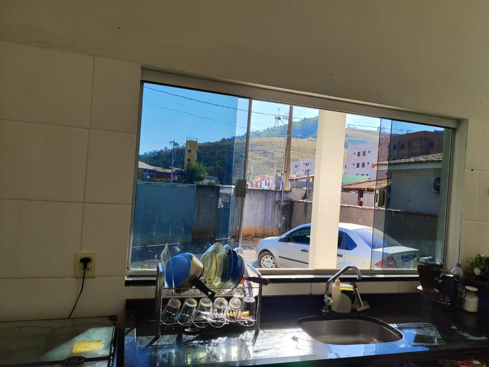 Casa Espacosa Em Frente A Pracinha Capitólio エクステリア 写真
